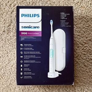 Philips Sonicare 5100 Electric Toothbrush in White with Mint Accents -New in Box